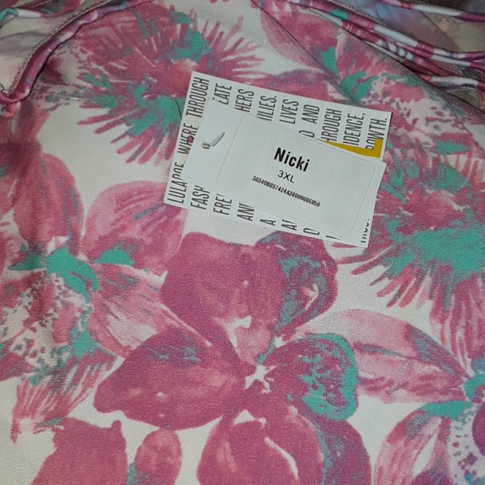 Lularoe Nicki